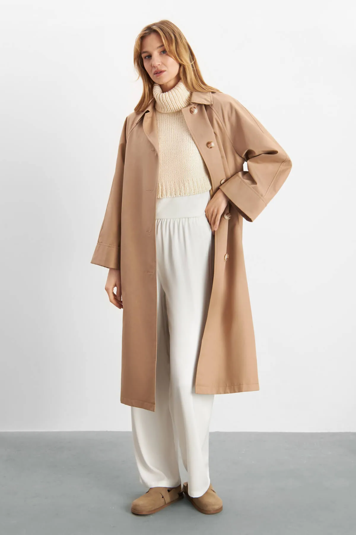 Bailey Knit Neck