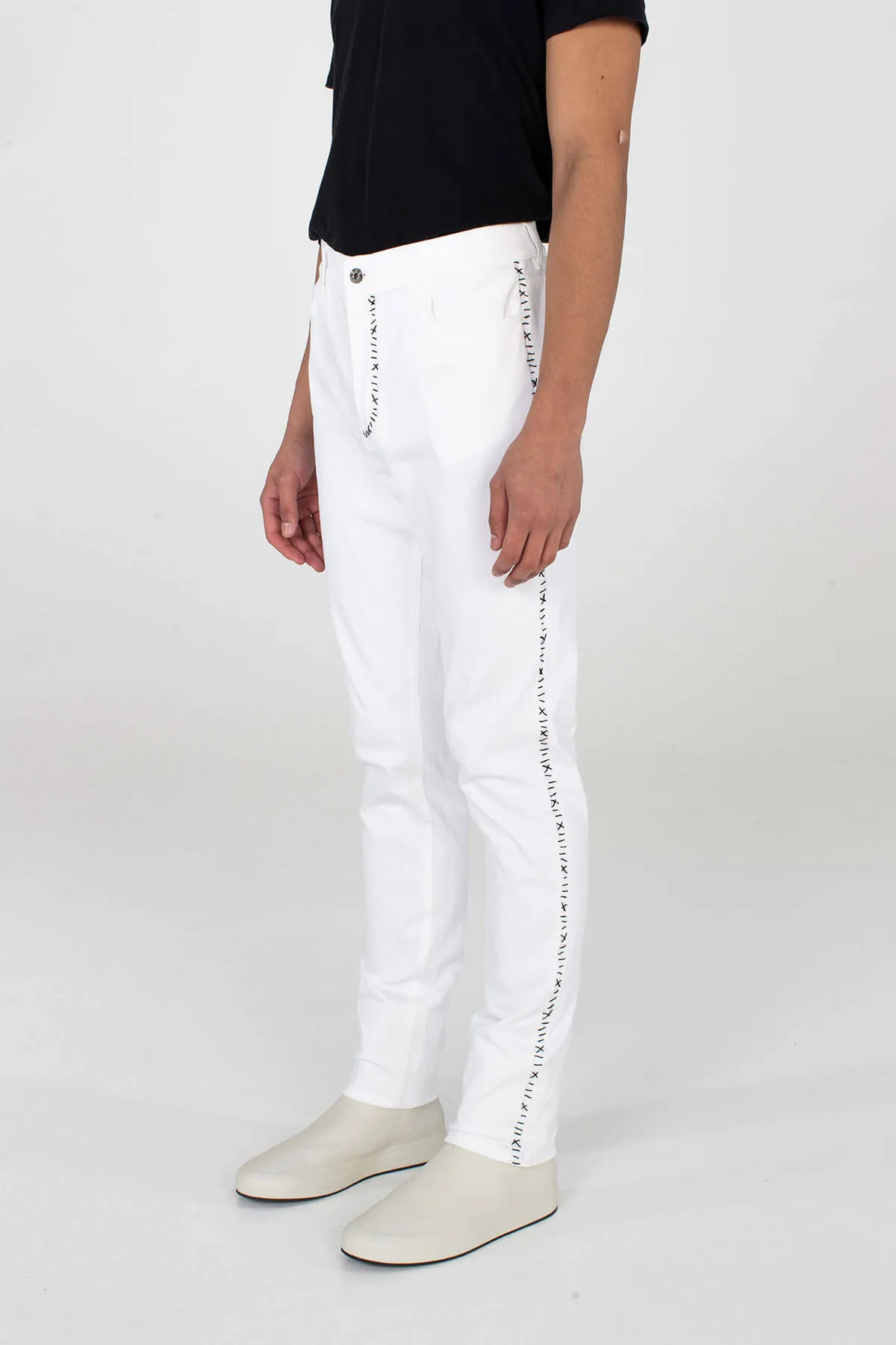 CLASSIC WHITE PUNK CRIXUS JEANS