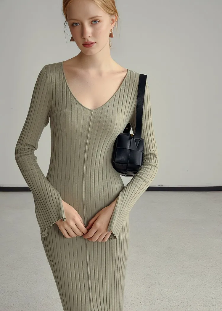 FLARE SLEEVE SLIT DRESS