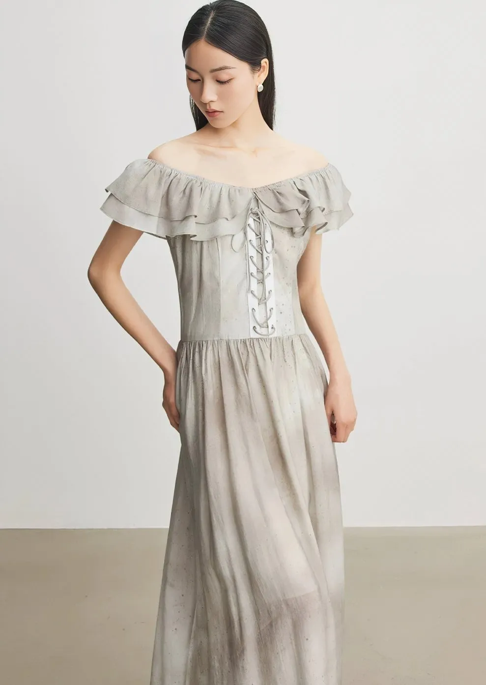 FRONT LACE-UP RUFFLE DRESS