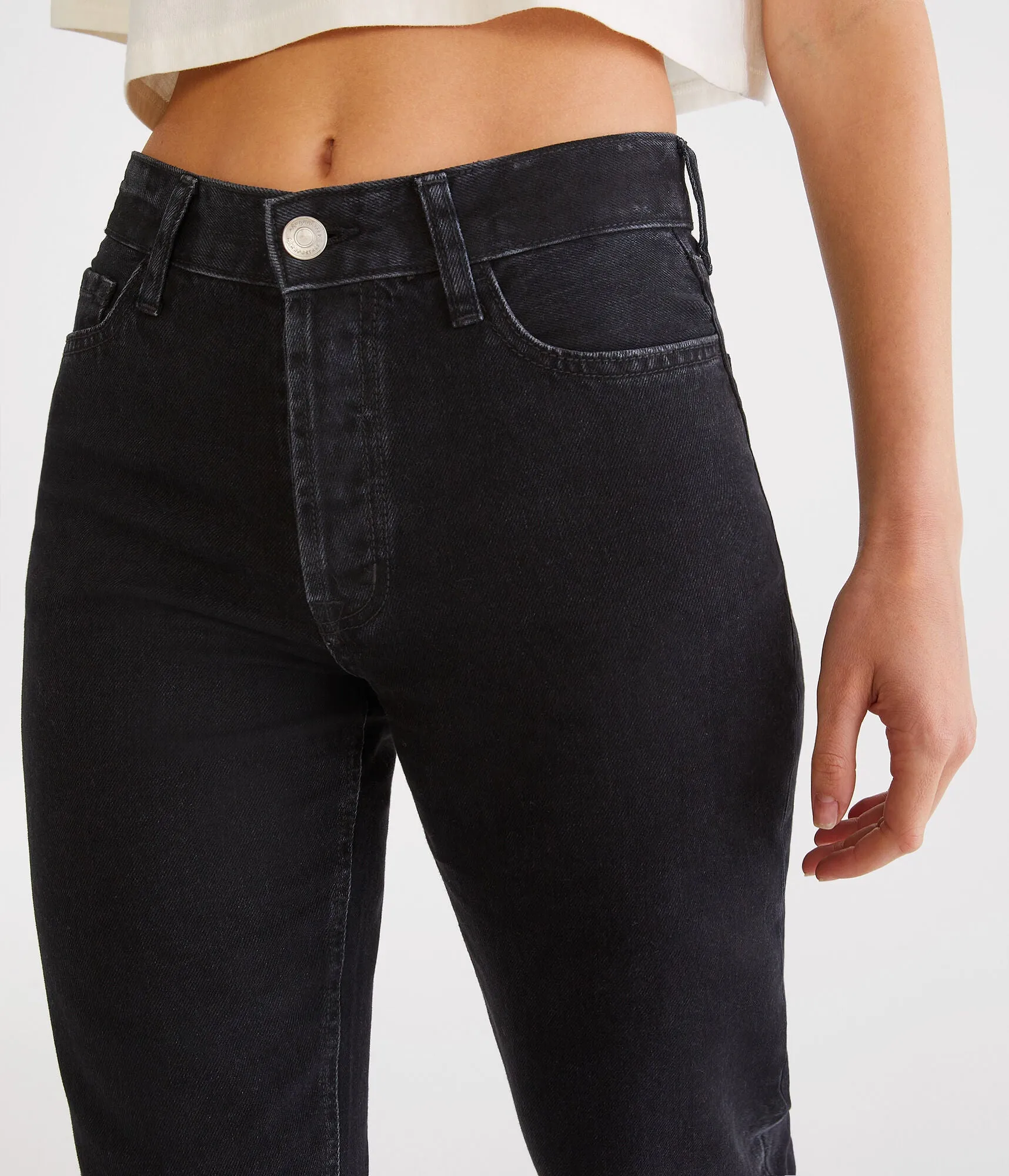 High-Rise Mom Next Gen Aeropostale Jeans, black