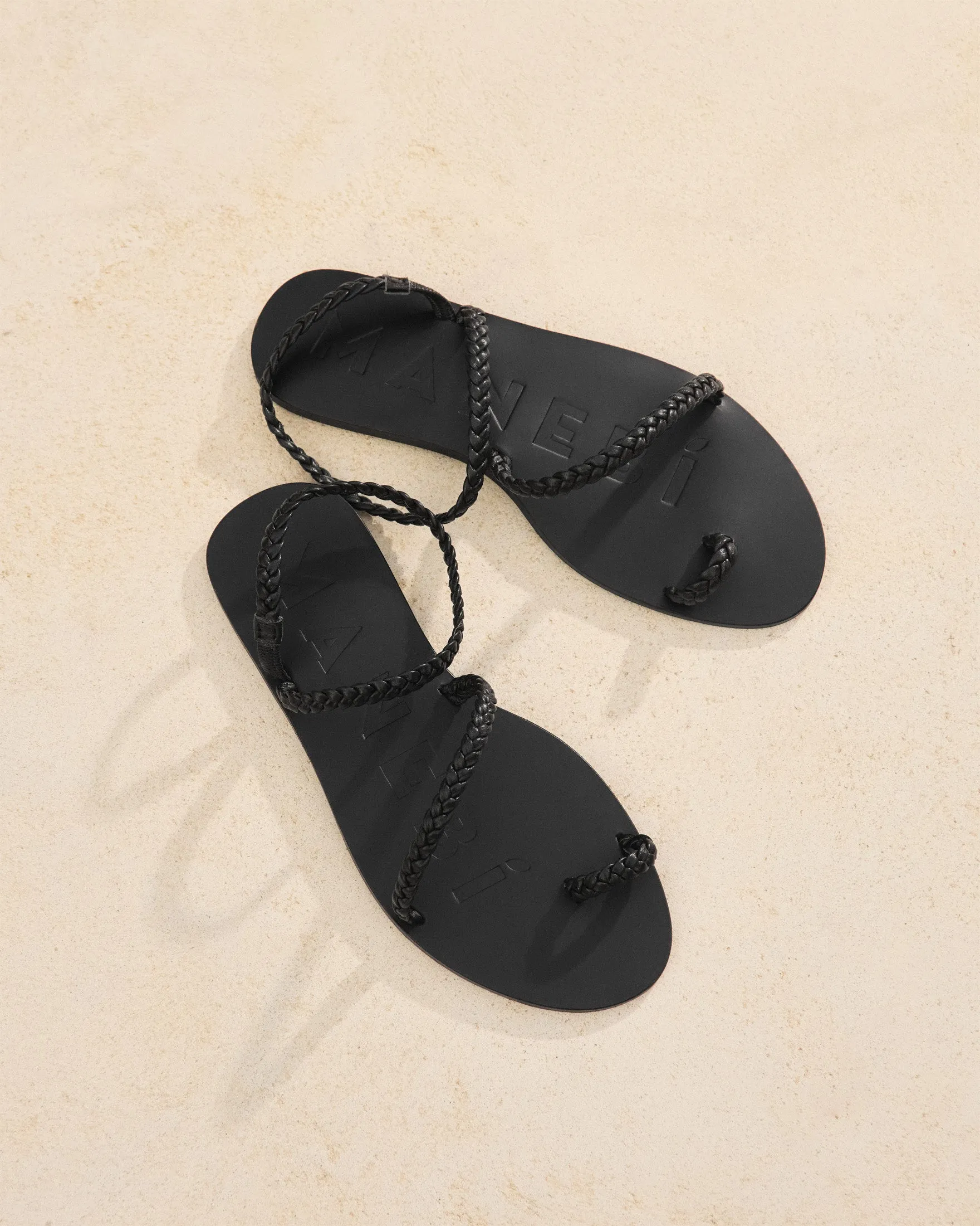 Leather Braid Toe Ring Sandals - Q41Y0 - Canyon Black