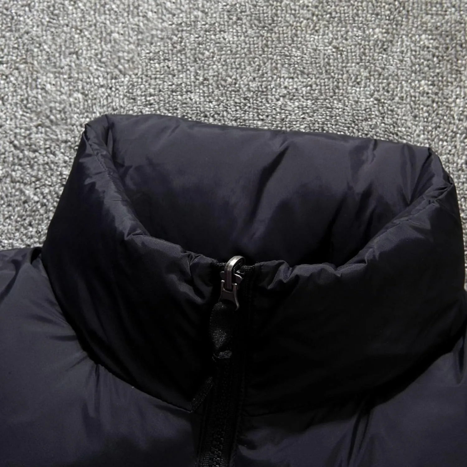 Mens Retro Bubble Puffer Jacket Stylish Stand Collar Duck Down Coats Short Casual Color Down Jackets