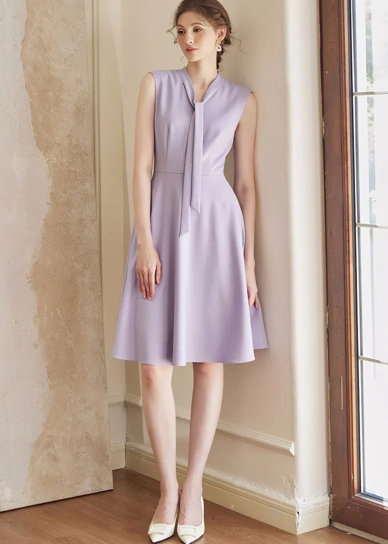 V NECK RIBBON TIE DRESS